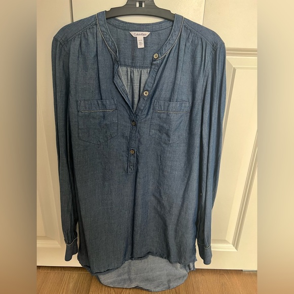 🌷Calvin Klein long shirt🌷 - Picture 1 of 4